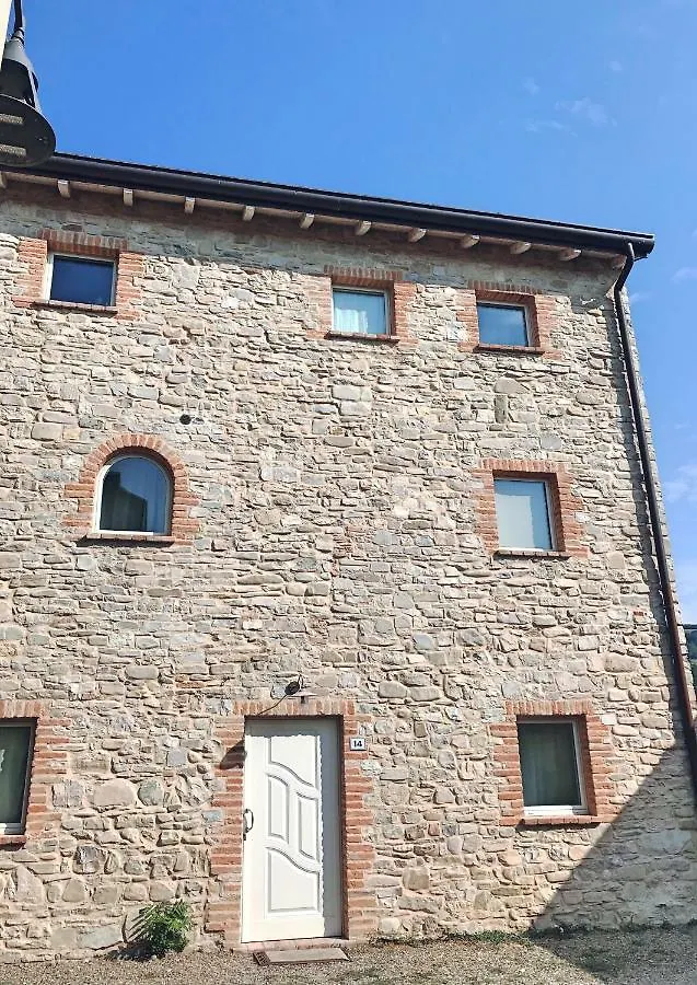 La Casetta Hotel Varano de Melegari 0*, Varano de' Melegari